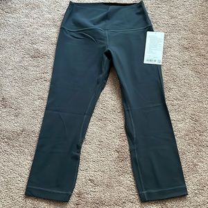 Lululemon Align 21” Crop leggings. Dark Gray. Size 8